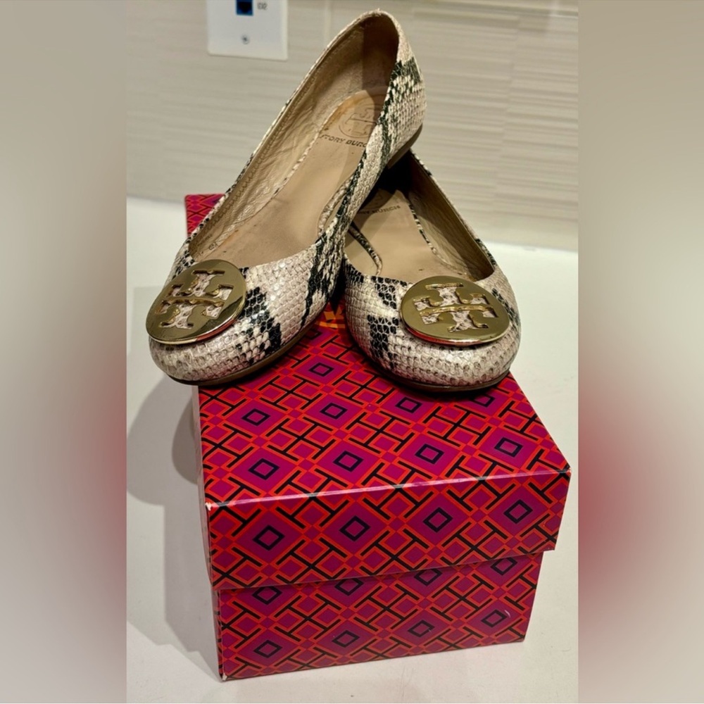 Tory Burch Snakeskin Flats - Black and Cream